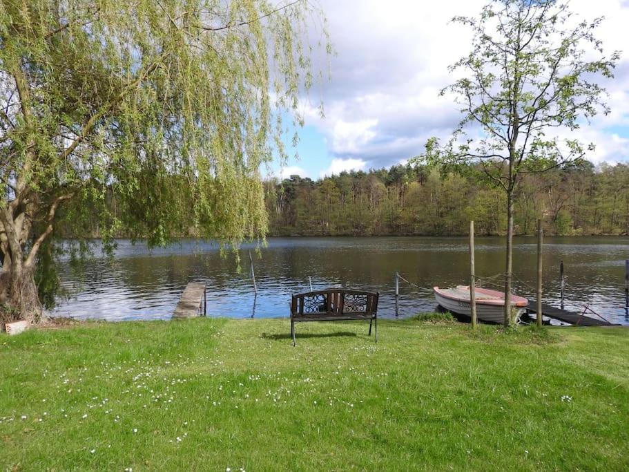 ברלין Dachwohnung Mit Wasserblick Und Eigenem Bootssteg מראה חיצוני תמונה