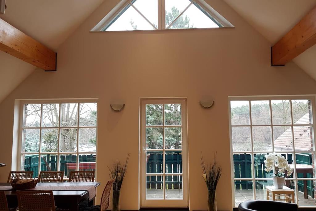 ברלין Dachwohnung Mit Wasserblick Und Eigenem Bootssteg מראה חיצוני תמונה